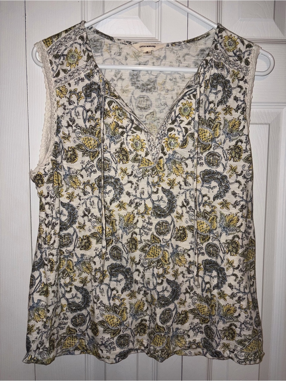 Lucky Brand Yellow Floral Lace Trim Sleeveless Top Size Medium